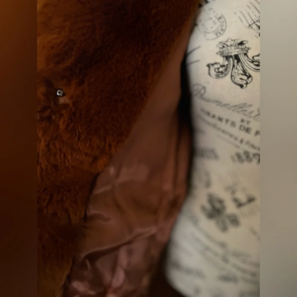 MKT Studio Masolin Faux Fur, Size 36 - Picture 6 of 10